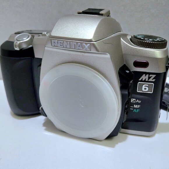 Pentax MZ-6 35mm Film Camera No Lens - Picture 1 of 5